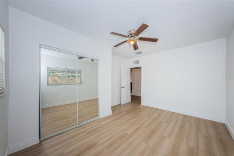 Apartamento en alquiler en Saint Petersburg, Florida, 4 dormitorios, 132.39 m2 № 1769041 - foto 18
