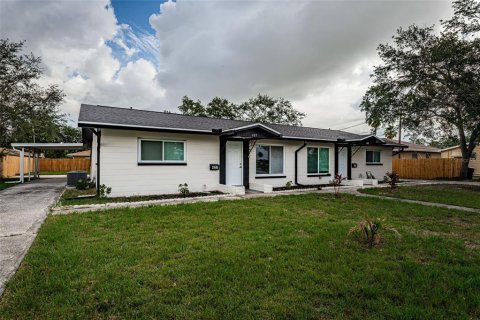 Apartamento en alquiler en Saint Petersburg, Florida, 4 dormitorios, 132.39 m2 № 1769041 - foto 1