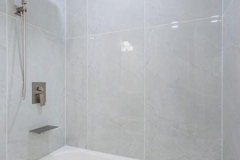 Apartamento en alquiler en Saint Petersburg, Florida, 4 dormitorios, 132.39 m2 № 1769041 - foto 20