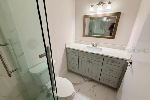 House in Longboat Key, Florida 2 bedrooms, 94.3 sq.m. № 2206176 - photo 9