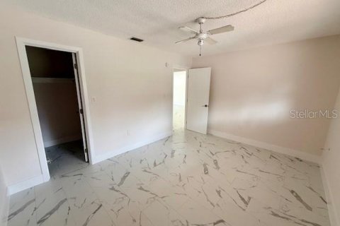 House in Longboat Key, Florida 2 bedrooms, 94.3 sq.m. № 2206176 - photo 7