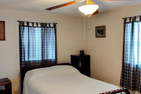 House in Astor, Florida 2 bedrooms, 77.67 sq.m. № 948292 - photo 16