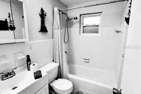 House in Astor, Florida 2 bedrooms, 77.67 sq.m. № 948292 - photo 18
