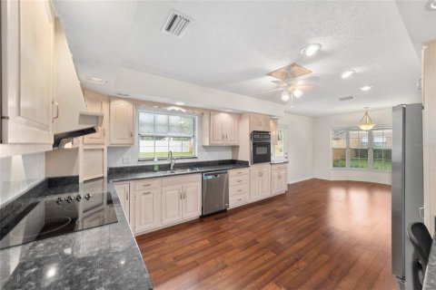 House in Ocala, Florida 3 bedrooms, 173.54 sq.m. № 1886978 - photo 17