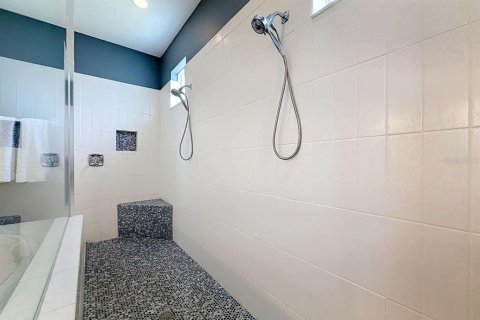 Купить виллу или дом в Уинтер-Гарден, Флорида 13 комнат, 254.65м2, № 2148664 - фото 21