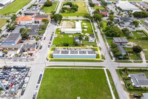 Commercial property in Homestead, Florida № 4416 - photo 8