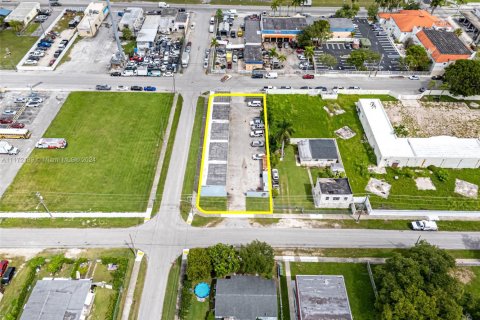 Commercial property in Homestead, Florida № 4416 - photo 7