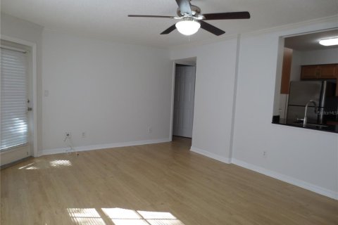 Condominio en alquiler en Palm Harbor, Florida, 1 dormitorio, 76.83 m2 № 1718909 - foto 7