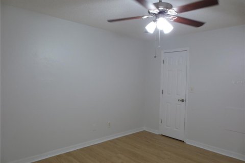 Condominio en alquiler en Palm Harbor, Florida, 1 dormitorio, 76.83 m2 № 1718909 - foto 11