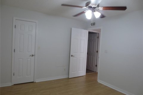 Condominio en alquiler en Palm Harbor, Florida, 1 dormitorio, 76.83 m2 № 1718909 - foto 12