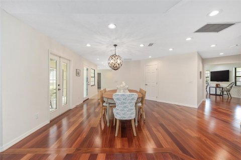 Villa ou maison à vendre à Reddick, Floride: 5 chambres, 320.88 m2 № 2143369 - photo 5