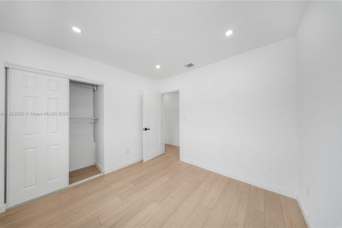 Villa ou maison à vendre à Miami Gardens, Floride: 3 chambres, 118.36 m2 № 1788531 - photo 10