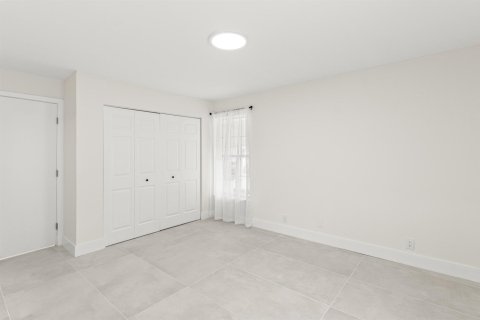 Copropriété à louer à Lake Worth, Floride: 2 chambres, 87.42 m2 № 2272237 - photo 15