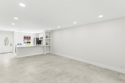 Copropriété à louer à Lake Worth, Floride: 2 chambres, 87.42 m2 № 2272237 - photo 13