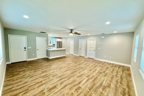 House in Clearwater, Florida 2 bedrooms, 94.76 sq.m. № 2111816 - photo 23