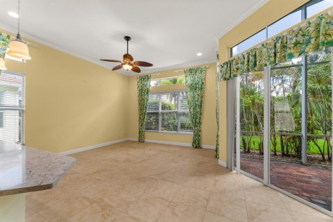 Villa ou maison à vendre à Port St. Lucie, Floride: 3 chambres, 204.01 m2 № 2085514 - photo 18
