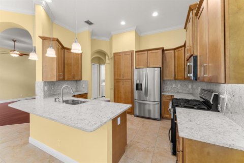 Villa ou maison à vendre à Port St. Lucie, Floride: 3 chambres, 204.01 m2 № 2085514 - photo 23