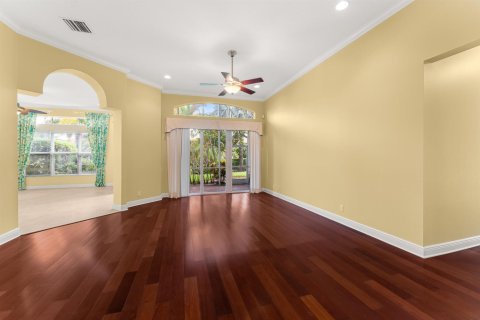 Villa ou maison à vendre à Port St. Lucie, Floride: 3 chambres, 204.01 m2 № 2085514 - photo 12
