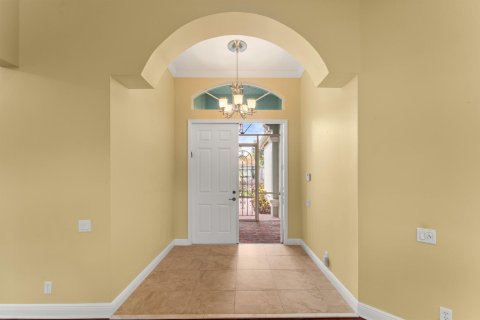 Villa ou maison à vendre à Port St. Lucie, Floride: 3 chambres, 204.01 m2 № 2085514 - photo 11