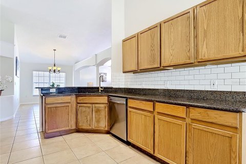 Villa ou maison à vendre à Kissimmee, Floride: 4 chambres, 169.27 m2 № 2092606 - photo 14