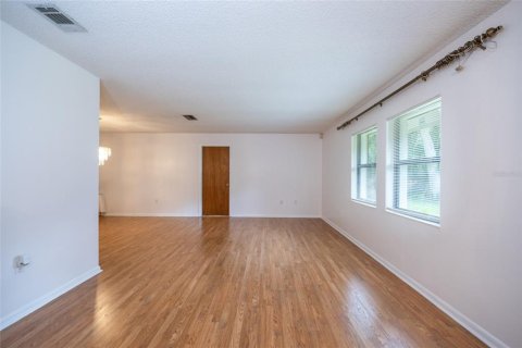 Casa en venta en Palm Coast, Florida, 3 dormitorios, 169.45 m2 № 2385846 - foto 10