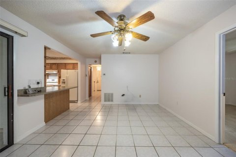 Casa en venta en Palm Coast, Florida, 3 dormitorios, 169.45 m2 № 2385846 - foto 6