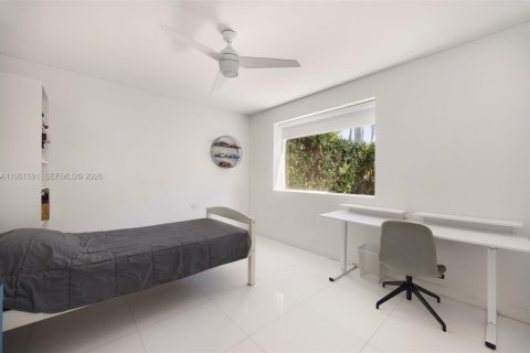 Villa ou maison à vendre à Coral Gables, Floride: 6 chambres, 407.47 m2 № 2080841 - photo 24