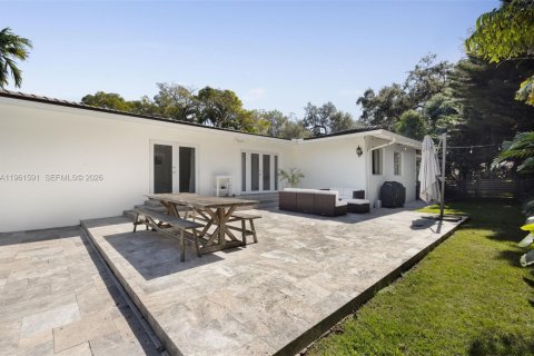 Villa ou maison à vendre à Coral Gables, Floride: 6 chambres, 407.47 m2 № 2080841 - photo 29