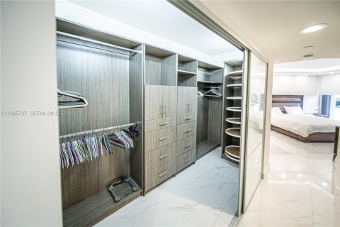 Снять в аренду кондоминиум в Санни-Айлс-Бич, Флорида 2 спальни, 135.64м2, № 2027386 - фото 11