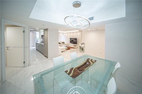 Снять в аренду кондоминиум в Санни-Айлс-Бич, Флорида 2 спальни, 135.64м2, № 2027386 - фото 5