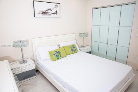 Снять в аренду кондоминиум в Санни-Айлс-Бич, Флорида 2 спальни, 135.64м2, № 2027386 - фото 19