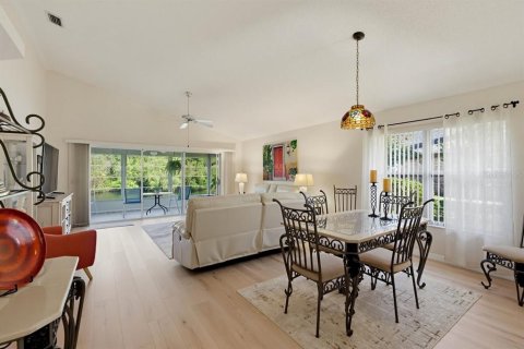 Villa ou maison à vendre à Daytona Beach, Floride: 2 chambres, 130.25 m2 № 2434727 - photo 9