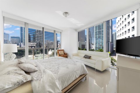Condo in Miami, Florida, 2 bedrooms № 2401219 - photo 13