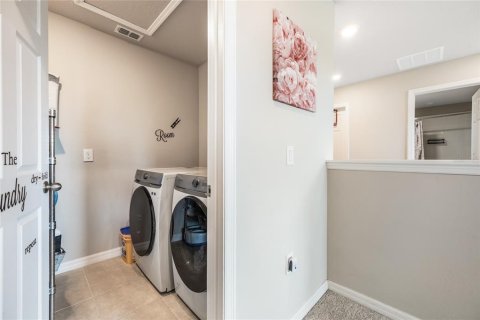 Casa en venta en Winter Haven, Florida, 4 dormitorios, 219.62 m2 № 1902925 - foto 24