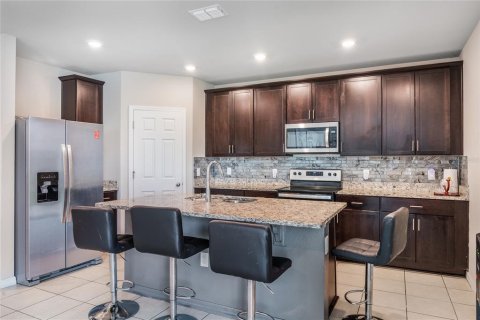 Casa en venta en Winter Haven, Florida, 4 dormitorios, 219.62 m2 № 1902925 - foto 8