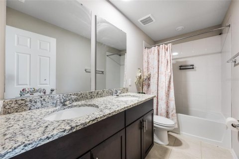 Casa en venta en Winter Haven, Florida, 4 dormitorios, 219.62 m2 № 1902925 - foto 23