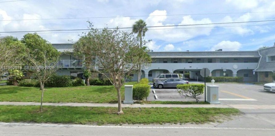 Estudio en el Condominio en Plantation, Florida  № 2023817