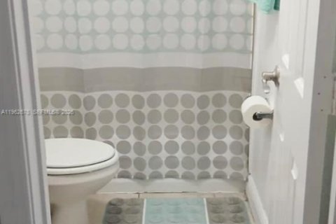 Condominio en venta en Plantation, Florida, 1 dormitorio, 59.83 m2 № 2023817 - foto 8