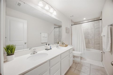 Casa en venta en Davenport, Florida, 4 dormitorios, 279.54 m2 № 2386540 - foto 22