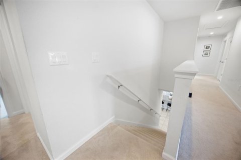 Casa en venta en Davenport, Florida, 4 dormitorios, 279.54 m2 № 2386540 - foto 13
