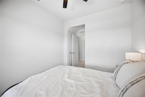 Casa en venta en Davenport, Florida, 4 dormitorios, 279.54 m2 № 2386540 - foto 28