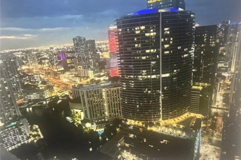 Condo in Miami, Florida, 1 bedroom  № 1924713 - photo 17