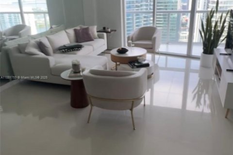 Condo in Miami, Florida, 1 bedroom  № 1924713 - photo 6