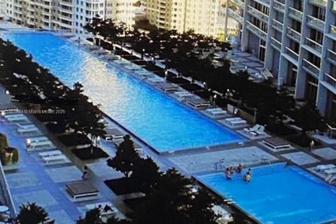 Condo in Miami, Florida, 1 bedroom  № 1924713 - photo 22