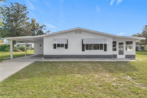 Casa en Ocala, Florida 2 dormitorios, 106.28 m2 № 2362382