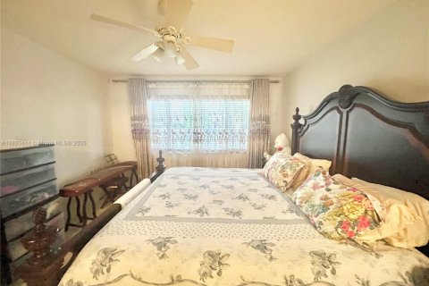 Купить кондоминиум в Форт-Лодердейл, Флорида 2 спальни, 89.19м2, № 2089259 - фото 17