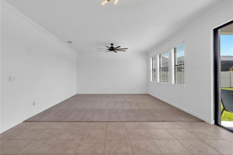 Villa ou maison à louer à Wimauma, Floride: 4 chambres, 352.66 m2 № 2413808 - photo 14