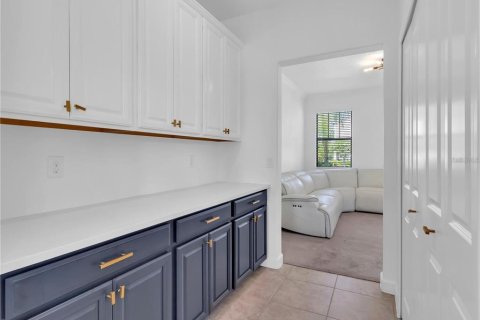 Villa ou maison à louer à Wimauma, Floride: 4 chambres, 352.66 m2 № 2413808 - photo 7