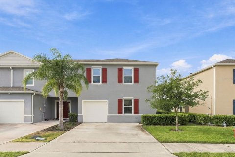 Touwnhouse à vendre à Edgewater, Floride: 3 chambres, 170.94 m2 № 2388600 - photo 2