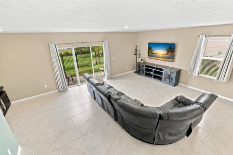 Touwnhouse à vendre à Edgewater, Floride: 3 chambres, 170.94 m2 № 2388600 - photo 18